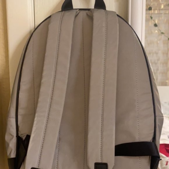 Michael Kors - Reflective Backpack - RARE FIND! - Picture 6 of 10